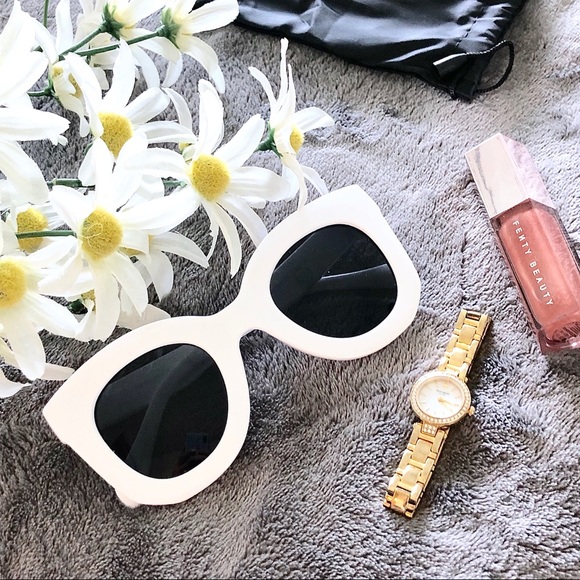 Accessories - White Sunglasses Large Fashion Frames